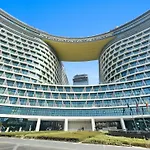 Stylish 1Br In Palm Jumeirah With Rooftop Pool