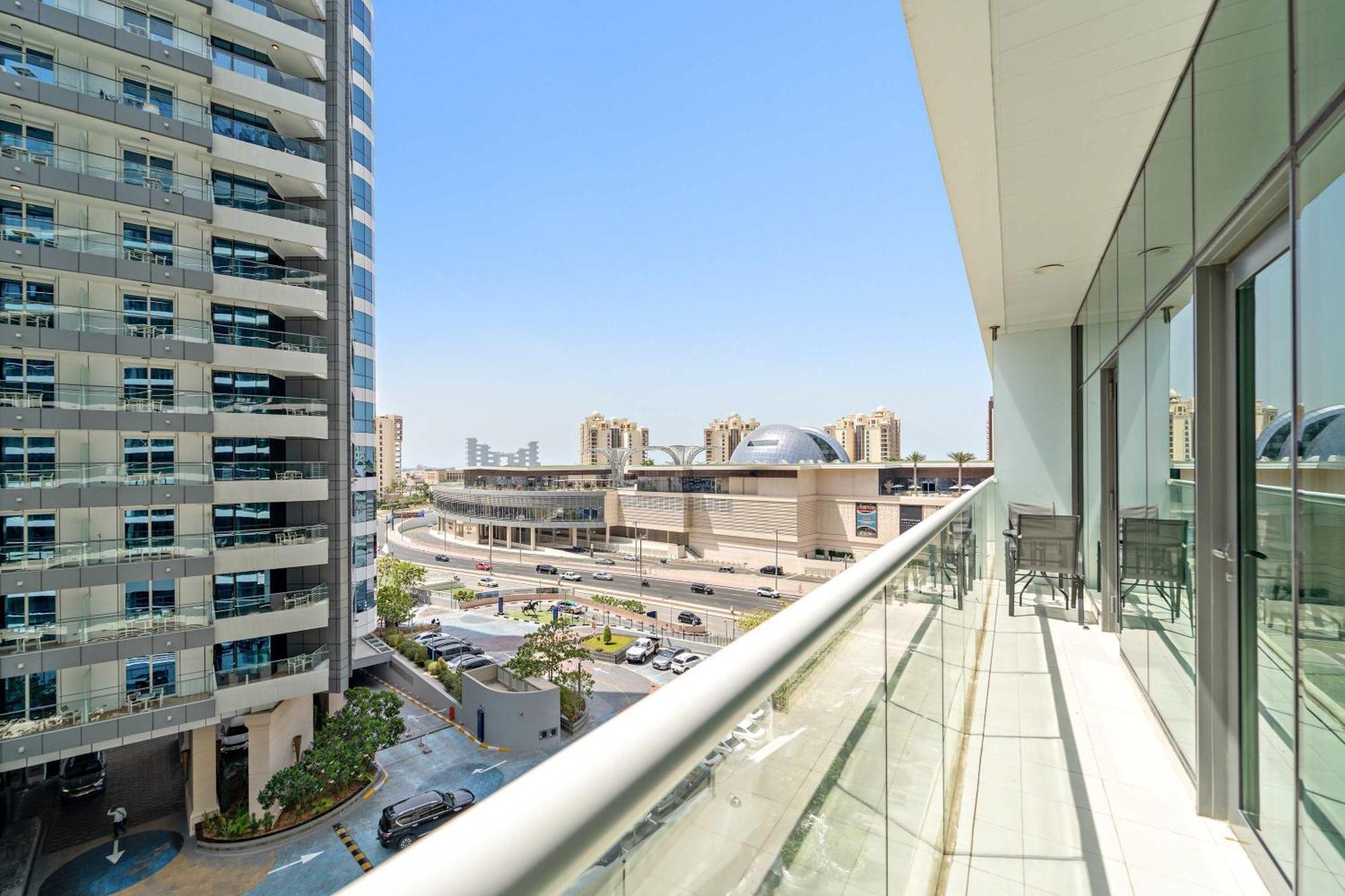 Stylish 1br In Palm Jumeirah With Rooftop Pool