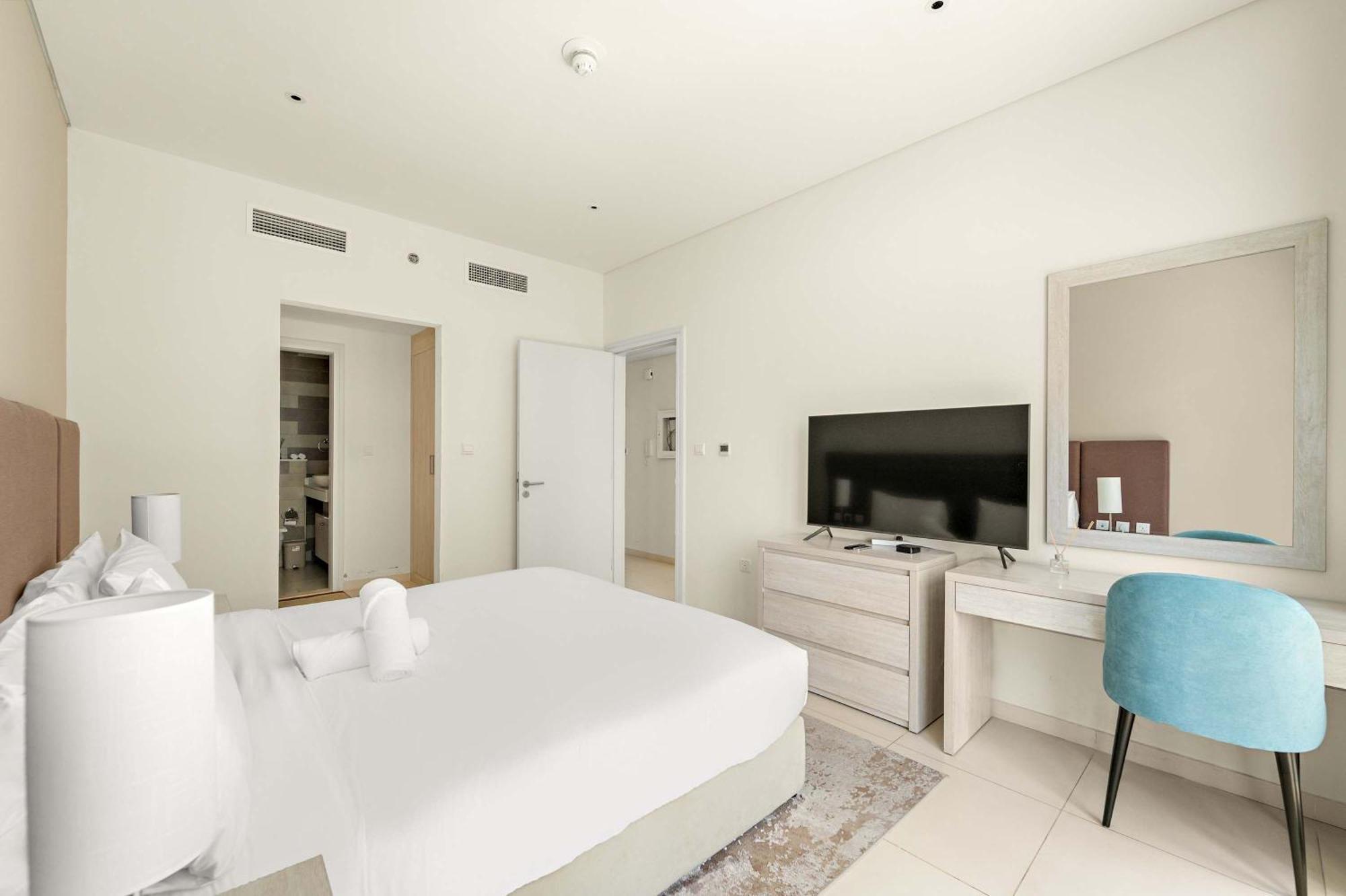 Stylish 1br In Palm Jumeirah With Rooftop Pool *