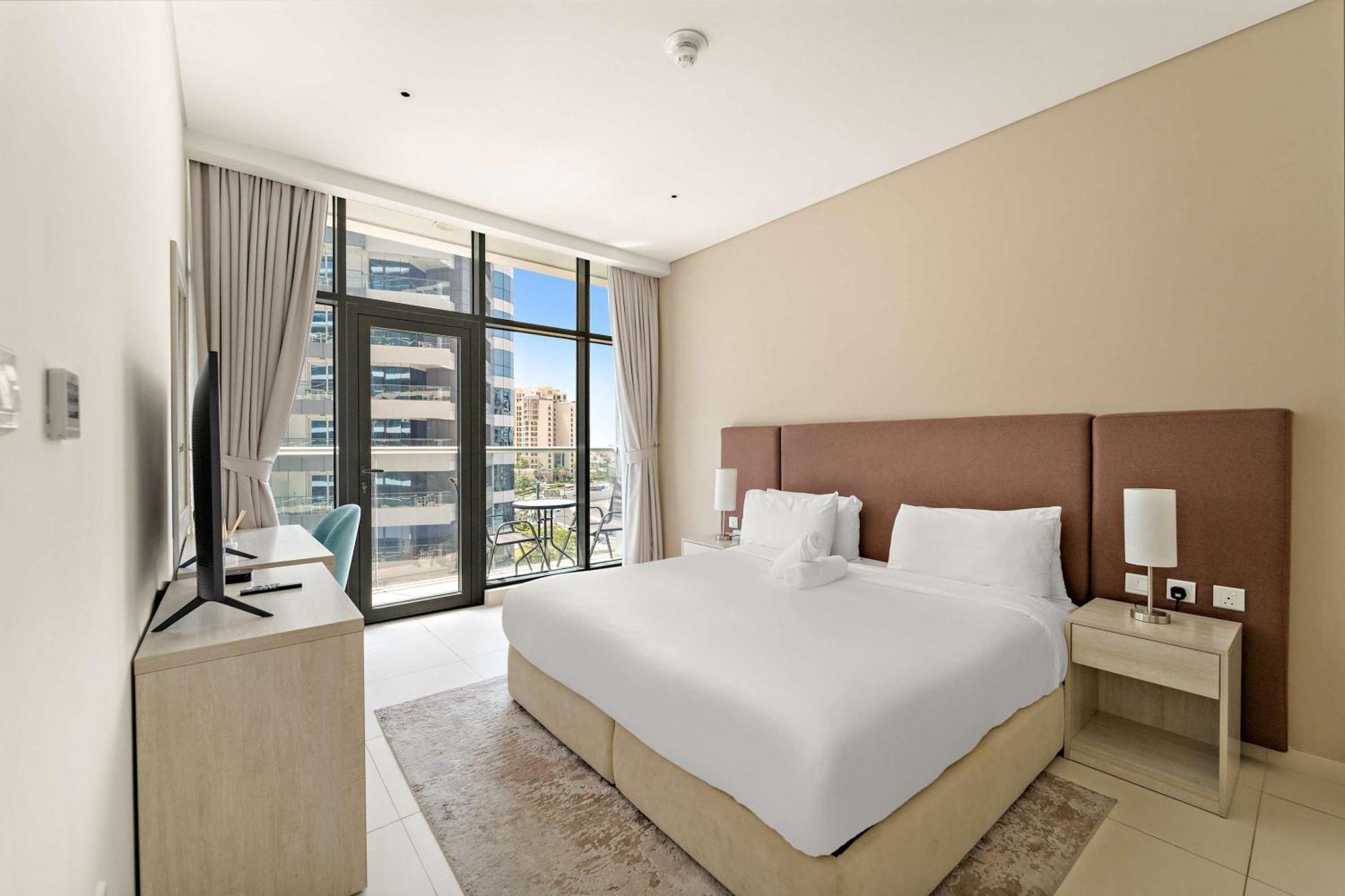 Stylish 1br In Palm Jumeirah With Rooftop Pool * Dubai